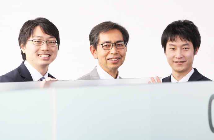 AGC paves the way to improved driving safety with innovative windshields