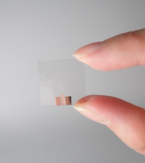 Newly developed synthetic fused silica glass antenna