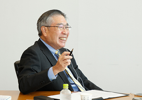 AGC株式会社 取締役会長 島村 琢哉氏