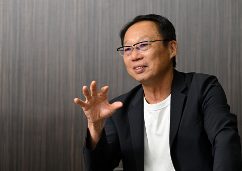 FC今治 / 株式会社今治．夢スポーツ 代表取締役会長 元サッカー日本代表 監督 岡田 武史氏