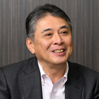 平井 良典