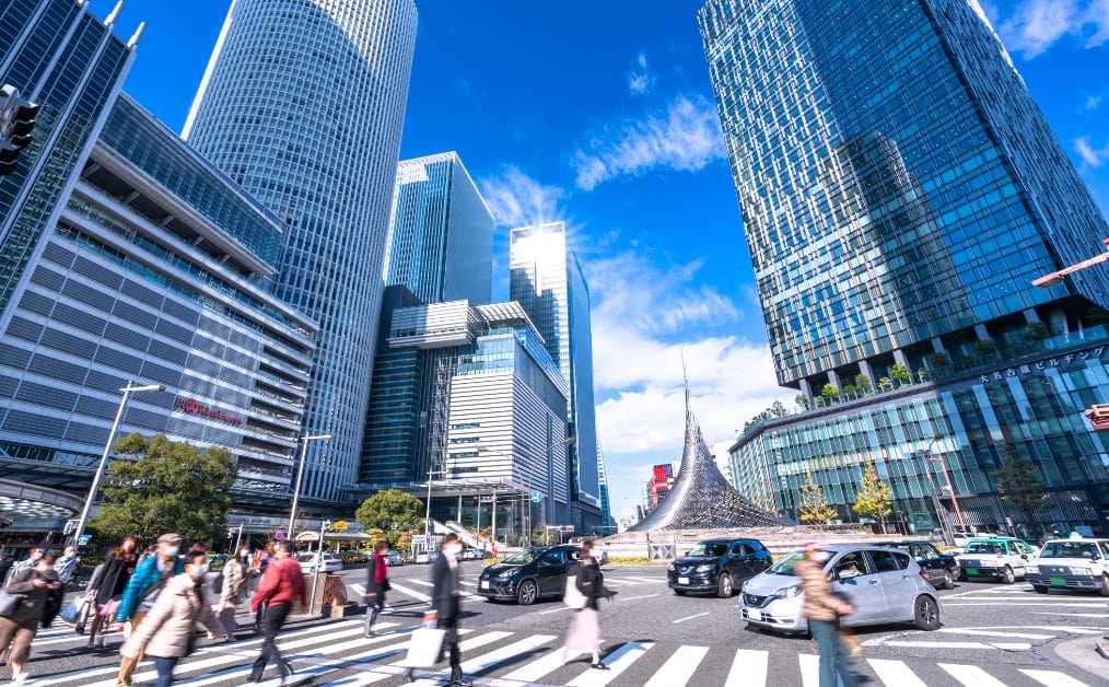 「名古屋」駅前