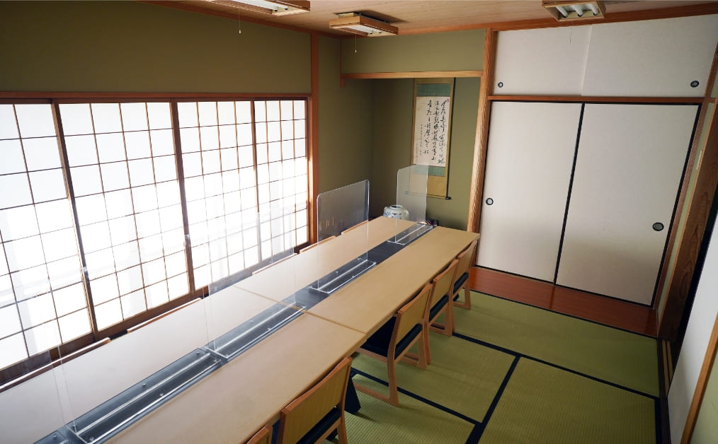 クラブハウス（宴会場）内