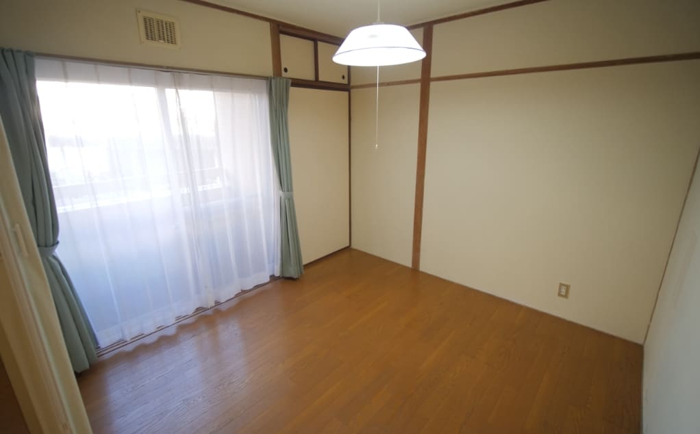 社有寮-室内