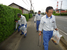 幹線道路の清掃活動